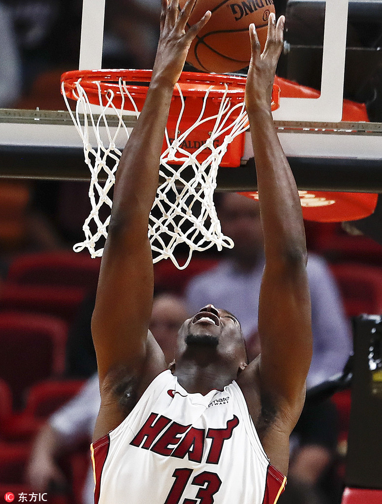 爱游戏体育官网-波尔图训练开放日；清晨单刀错失引欢呼；欧超杯在即；控场能力受关注(尼尔3d部队肃清计划)