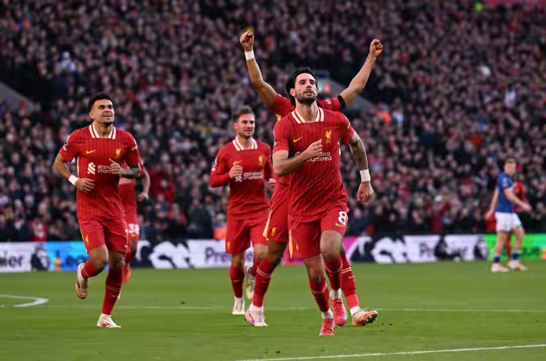 爱游戏官网网页版入口-英超倒计时，拜仁慕尼黑今夜豪取连胜，细节引发关注，底气十足，赛程密集仍需轮换的简单介绍